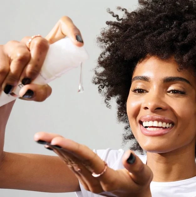 5x Olaplex No.9 Bond Protector Nourishing Hair Serum 90ml 2 5x Olaplex No.9 Bond Protector Nourishing Hair Serum 90ml - Afbeelding 2